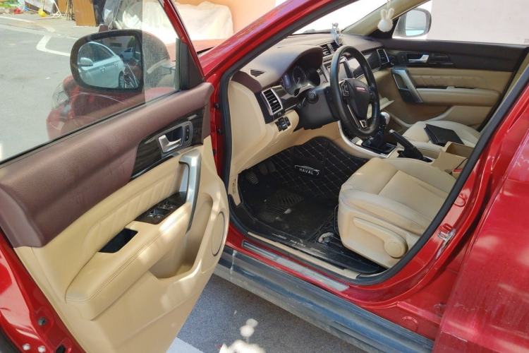 Used Haval H2 2014 1.5T Manual Two-Wheel Drive Elite Edition Driver Seat