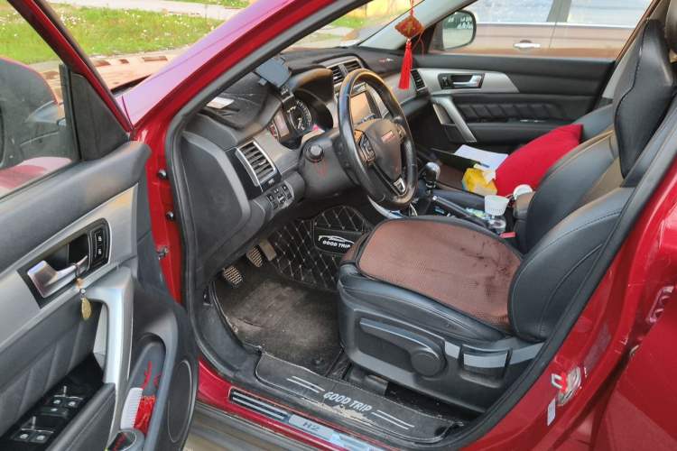Used Haval H2 2014 1.5T Manual Two-Wheel Drive Elite Edition Driver Seat
