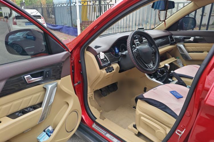 Used Haval H2 2014 1.5T Manual Two-Wheel Drive Elite Edition Driver Seat
