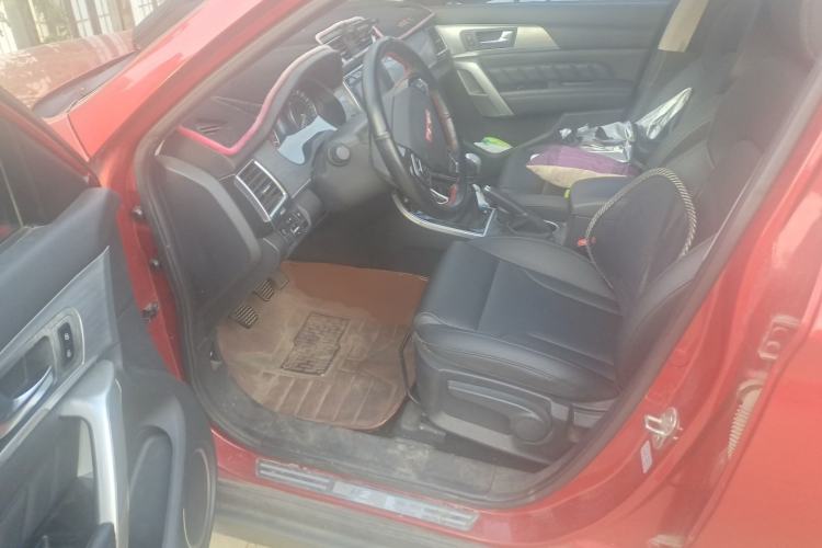 Used Haval H2 2014 1.5T Manual Two-Wheel Drive Elite Edition Driver Seat