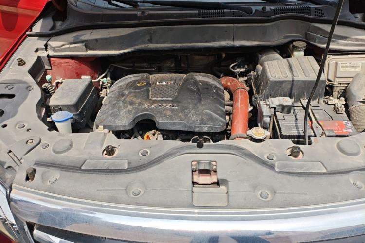 Used Haval H2 2014 1.5T Manual Two-Wheel Drive Elite Edition Engine Bay