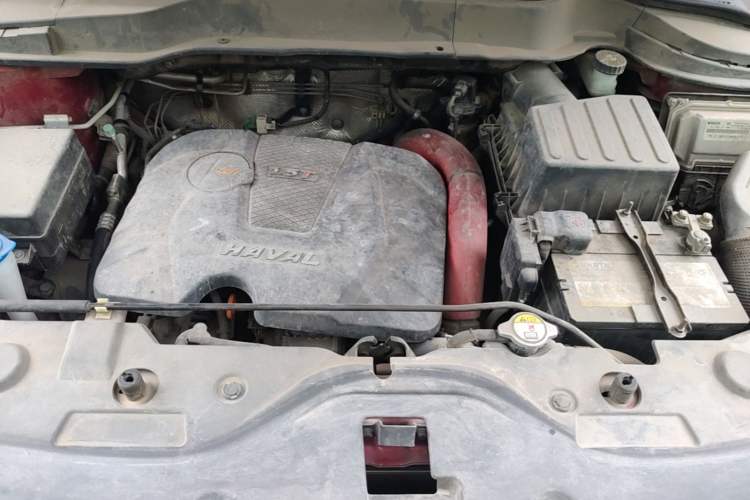 Used Haval H2 2014 1.5T Manual Two-Wheel Drive Elite Edition Engine Bay