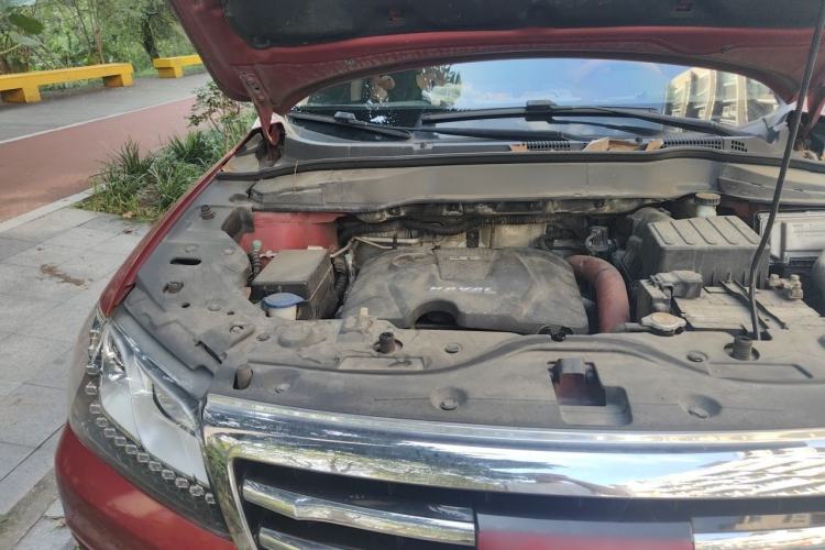 Used Haval H2 2014 1.5T Manual Two-Wheel Drive Elite Edition Engine Bay Right