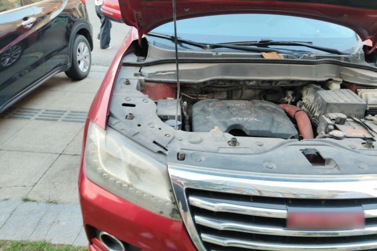 Used Haval H2 2014 1.5T Manual Two-Wheel Drive Elite Edition Engine Bay Right