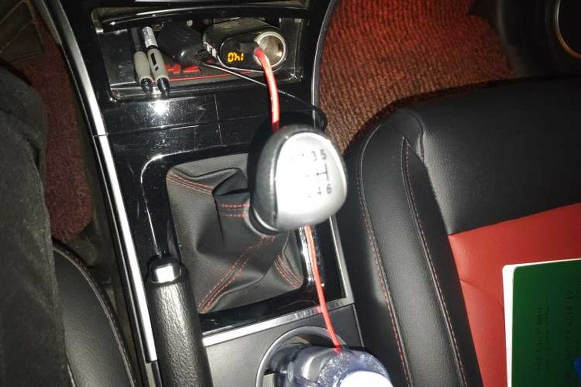 Used Haval H2 2014 1.5T Manual Two-Wheel Drive Prestige Edition Gear Lever