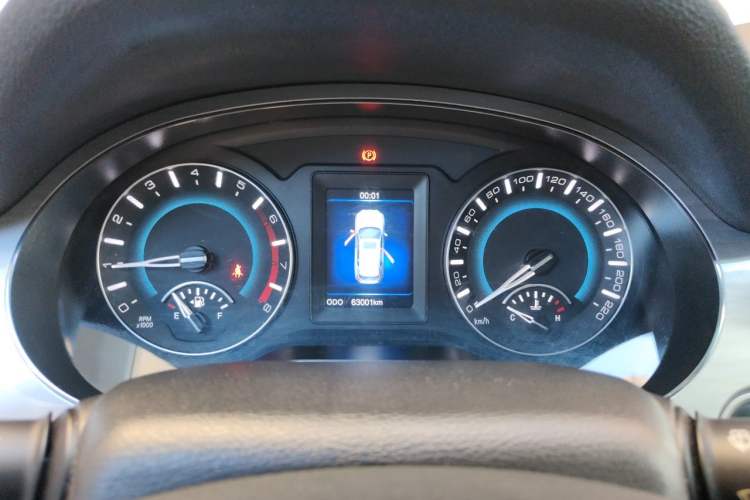 Used Haval H2 2014 1.5T Manual Two-Wheel Drive Elite Edition Instrument Cluster