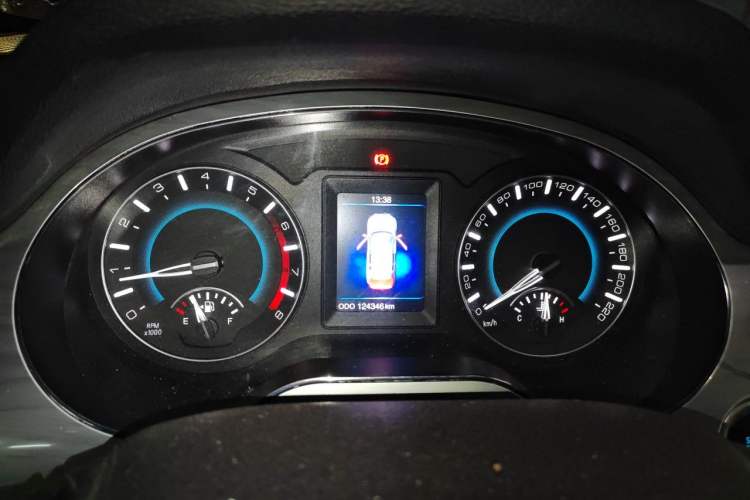 Used Haval H2 2014 1.5T Manual Two-Wheel Drive Elite Edition Instrument Cluster