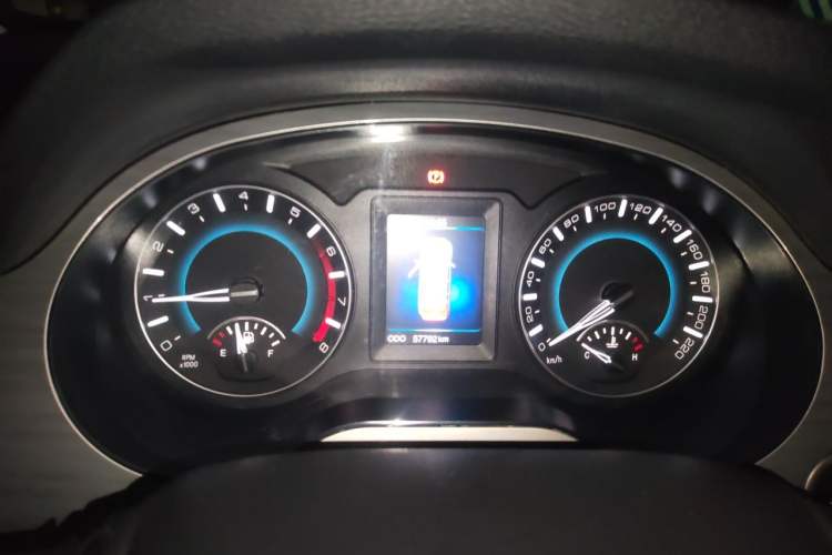 Used Haval H2 2014 1.5T Manual Two-Wheel Drive Elite Edition Instrument Cluster