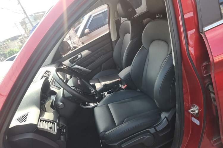 Used Haval H2 2014 1.5T Manual Two-Wheel Drive Elite Edition Left Front Seat