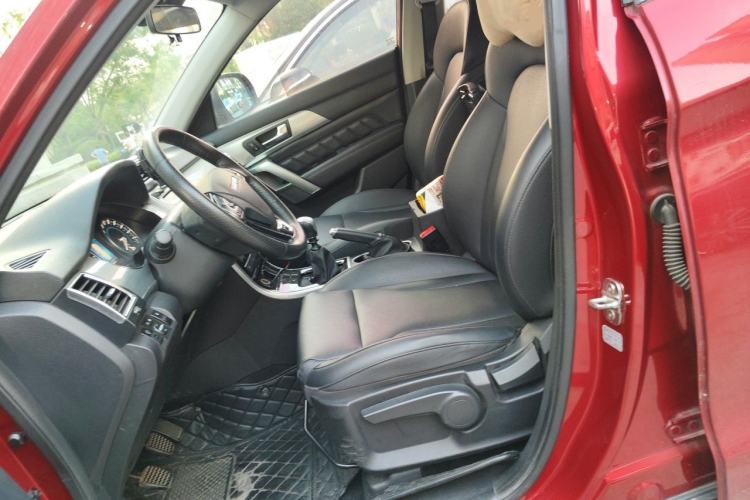 Used Haval H2 2014 1.5T Manual Two-Wheel Drive Elite Edition Left Front Seat