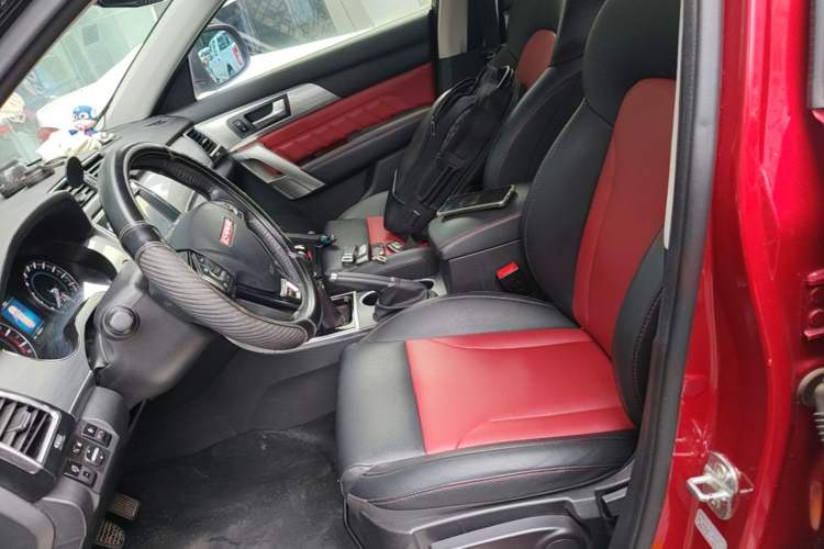 Used Haval H2 2014 1.5T Manual Two-Wheel Drive Elite Edition Left Front Seat