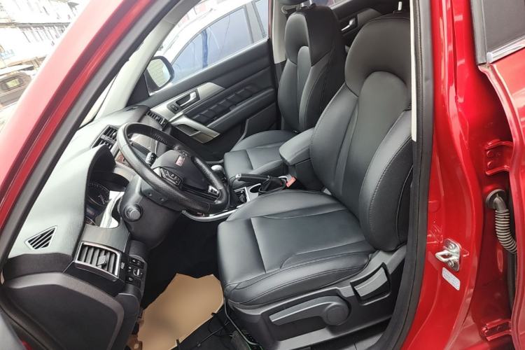 Used Haval H2 2014 1.5T Manual Two-Wheel Drive Elite Edition Left Front Seat