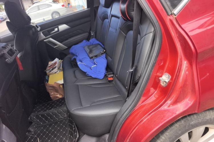 Used Haval H2 2014 1.5T Manual Two-Wheel Drive Elite Edition Left Rear Seat