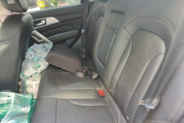 Used Haval H2 2014 1.5T Manual Two-Wheel Drive Elite Edition Left Rear Seat