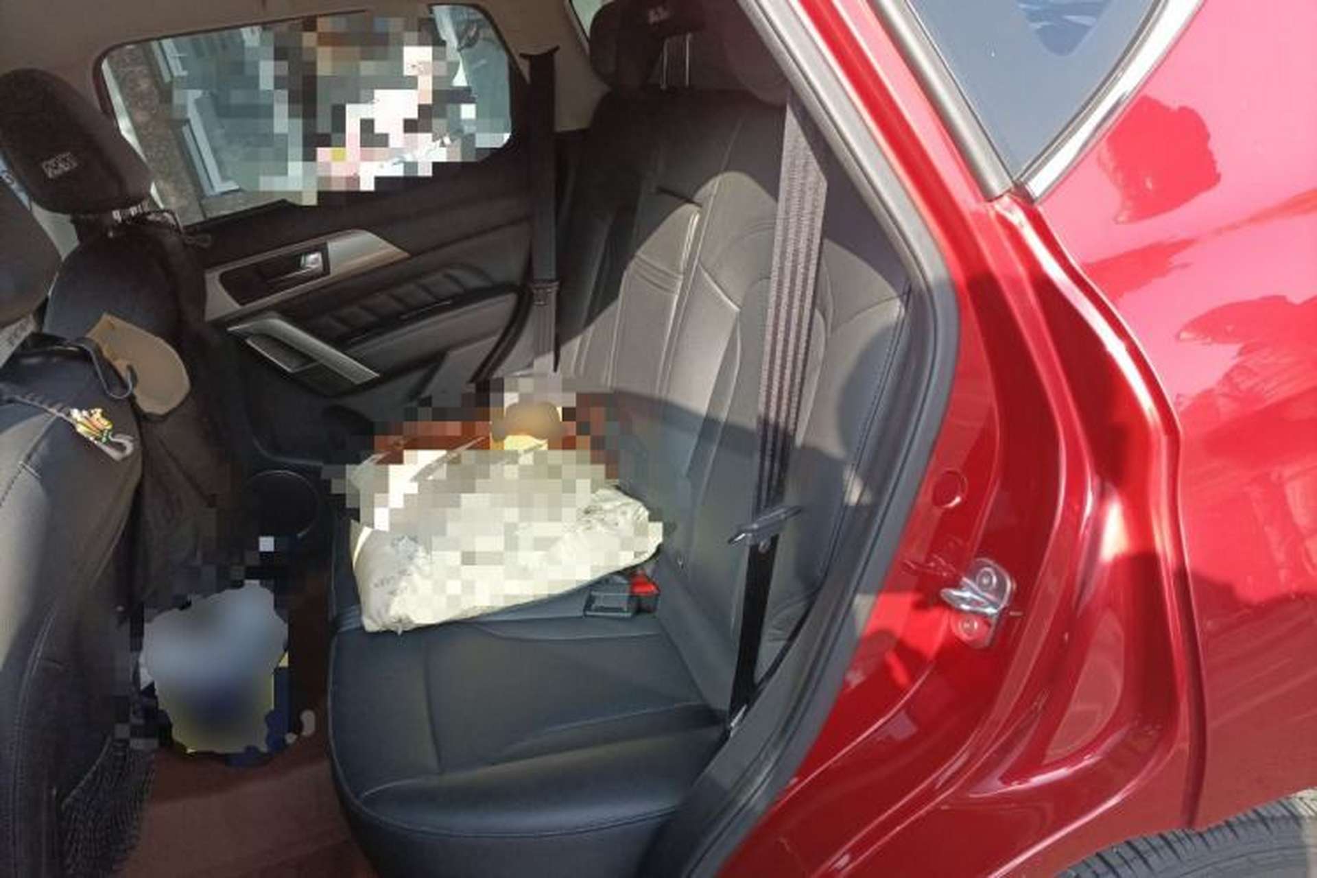 Used Haval H2 2014 1.5T Manual Two-Wheel Drive Elite Edition Left Rear Seat