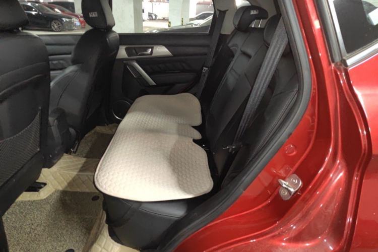 Used Haval H2 2014 1.5T Manual Two-Wheel Drive Elite Edition Left Rear Seat