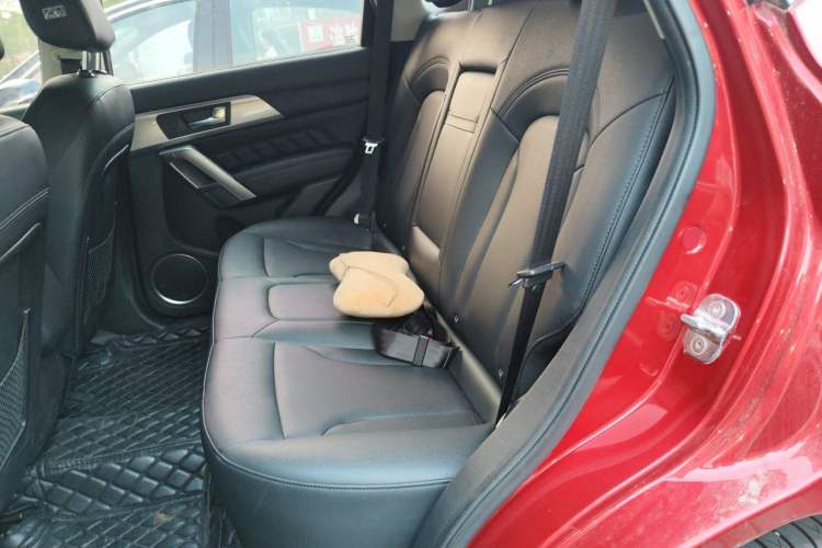 Used Haval H2 2014 1.5T Manual Two-Wheel Drive Elite Edition Left Rear Seat