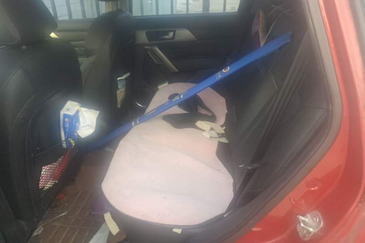 Used Haval H2 2014 1.5T Manual Two-Wheel Drive Elite Edition Left Rear Seat