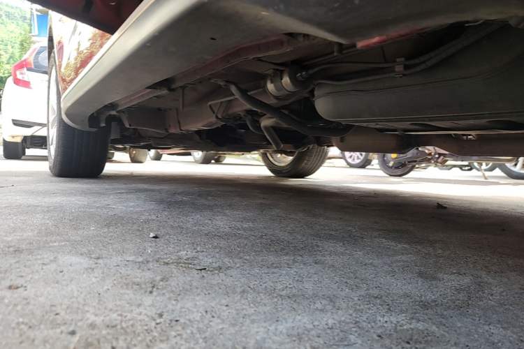 Used Haval H2 2014 1.5T Manual Two-Wheel Drive Elite Edition Left Side Sill