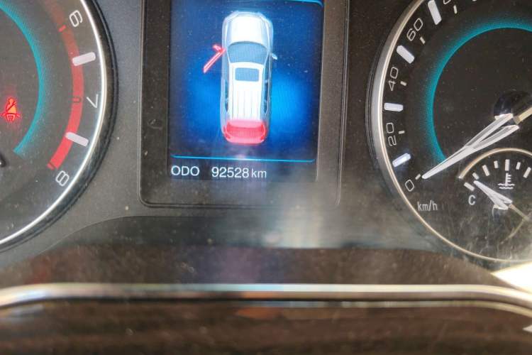 Used Haval H2 2014 1.5T Manual Two-Wheel Drive Elite Edition Odometer Close Up