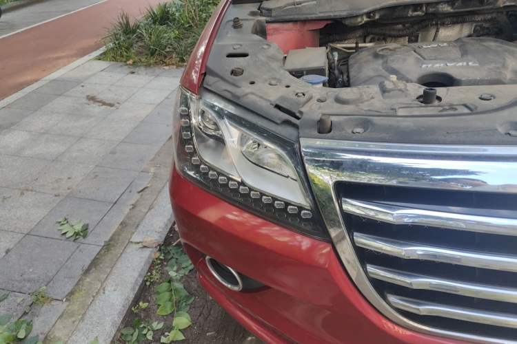 Used Haval H2 2014 1.5T Manual Two-Wheel Drive Elite Edition Right Front Headlight