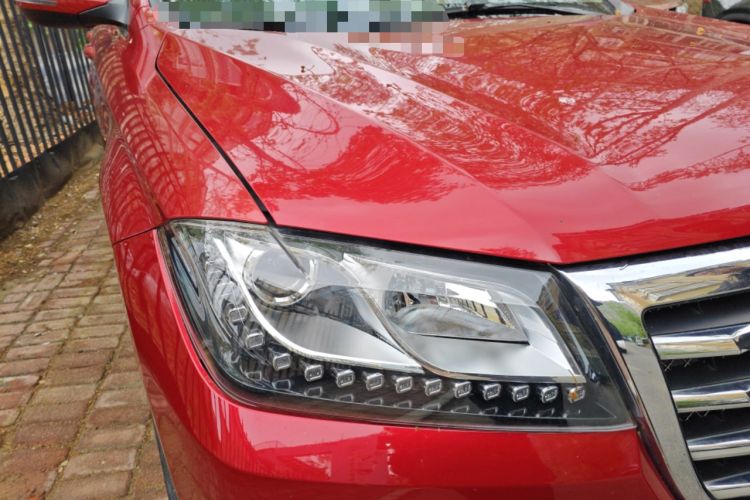 Used Haval H2 2014 1.5T Manual Two-Wheel Drive Elite Edition Right Front Headlight