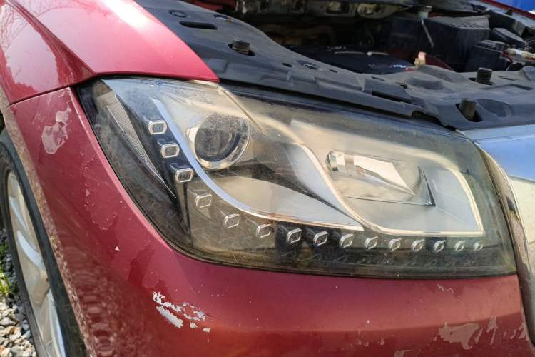 Used Haval H2 2014 1.5T Manual Two-Wheel Drive Prestige Edition Right Front Headlight