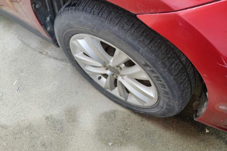 Used Haval H2 2014 1.5T Manual Two-Wheel Drive Elite Edition Right Front Wheel Hub