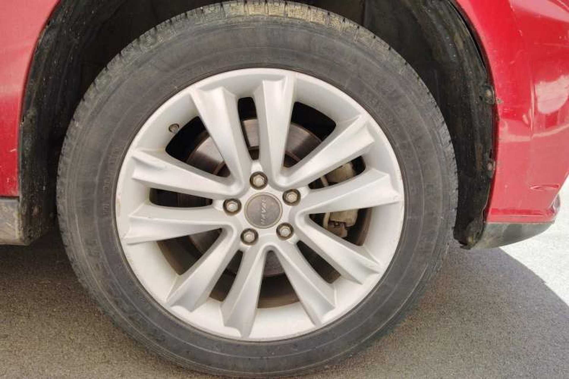 Used Haval H2 2014 1.5T Manual Two-Wheel Drive Elite Edition Right Front Wheel Hub