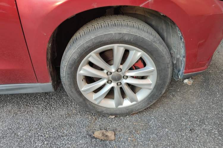 Used Haval H2 2014 1.5T Manual Two-Wheel Drive Elite Edition Right Front Wheel Hub