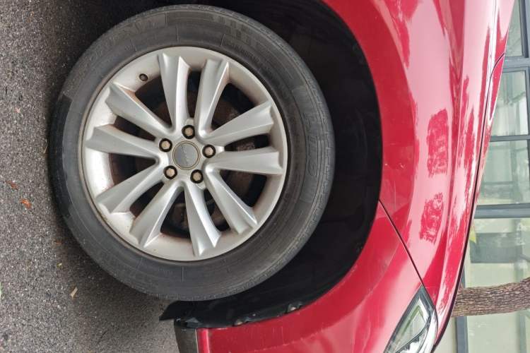 Used Haval H2 2014 1.5T Manual Two-Wheel Drive Elite Edition Right Front Wheel Hub