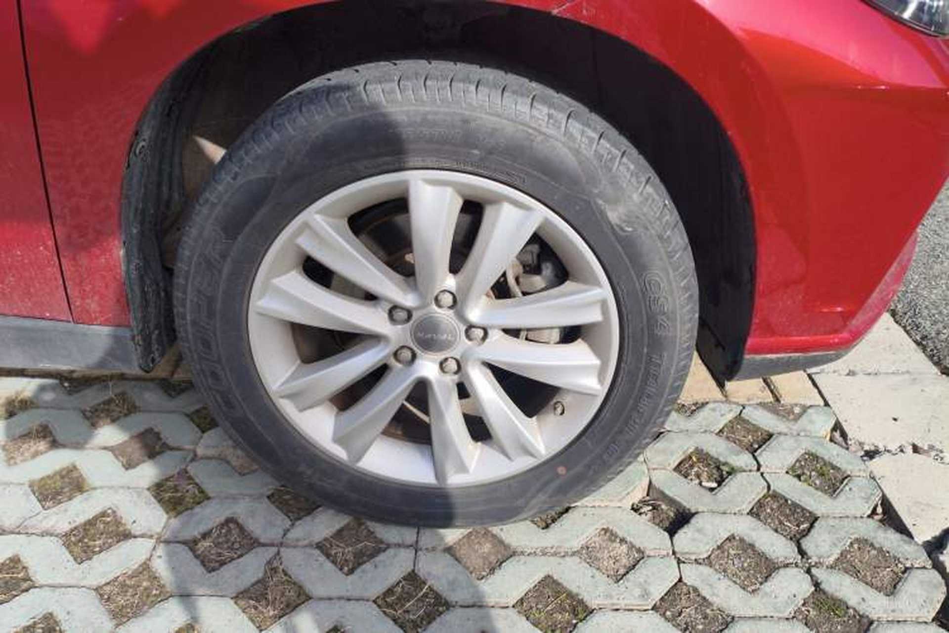 Used Haval H2 2014 1.5T Manual Two-Wheel Drive Elite Edition Right Front Wheel Hub