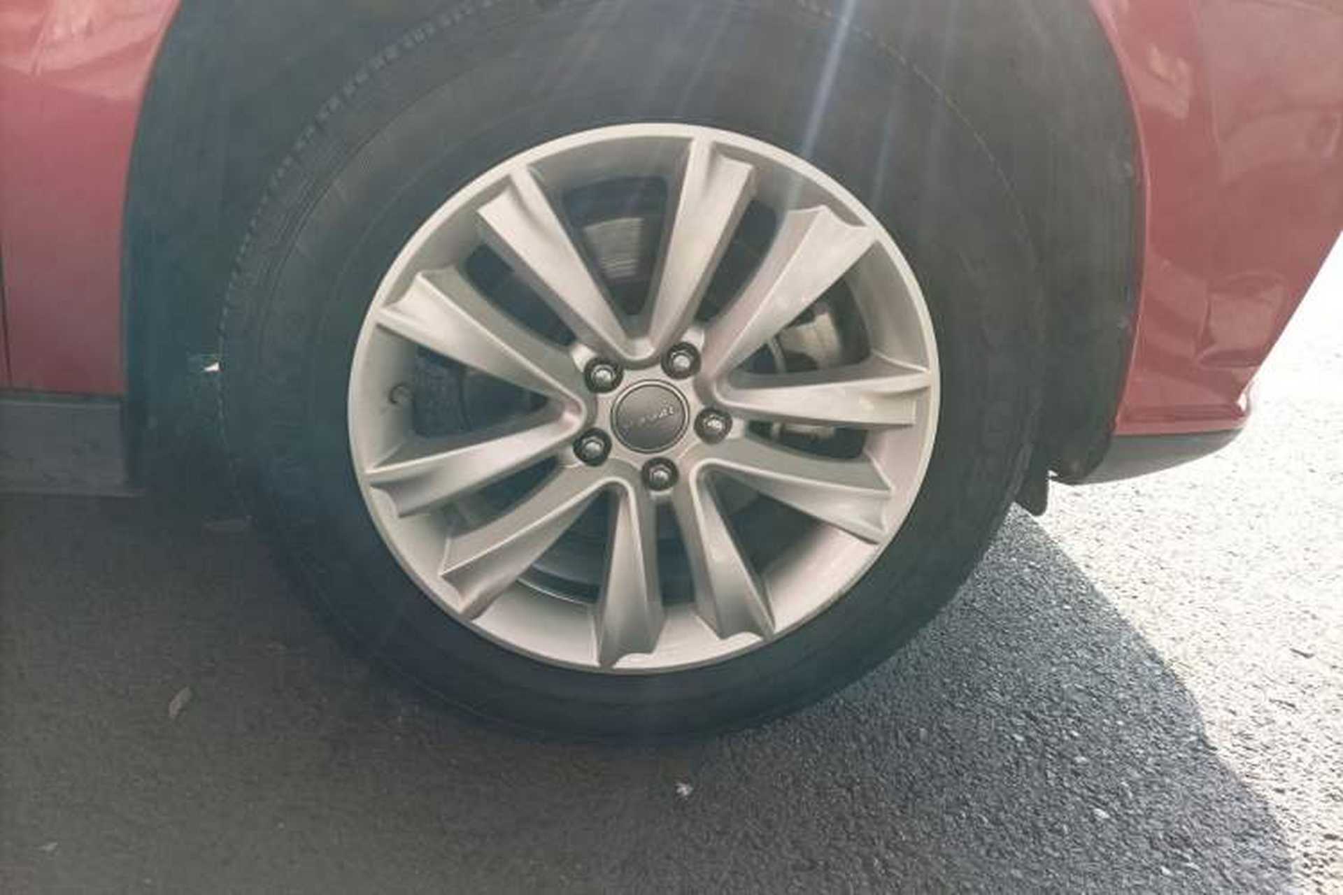 Used Haval H2 2014 1.5T Manual Two-Wheel Drive Elite Edition Right Front Wheel Hub