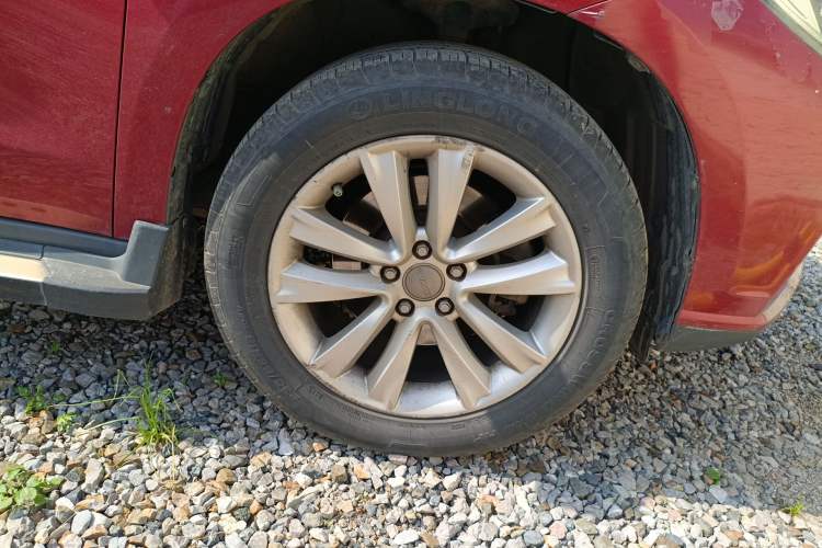 Used Haval H2 2014 1.5T Manual Two-Wheel Drive Prestige Edition Right Front Wheel Hub