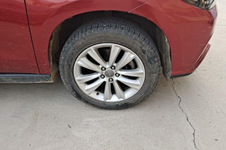 Used Haval H2 2014 1.5T Manual Two-Wheel Drive Elite Edition Right Front Wheel Hub