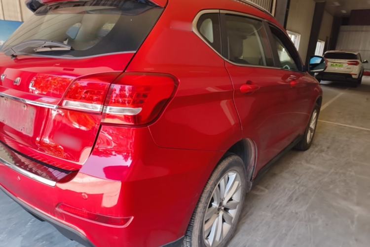 Used Haval H2 2014 1.5T Manual Two-Wheel Drive Elite Edition Right Rear Taillight