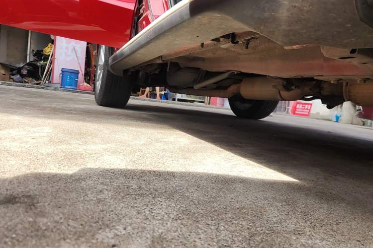 Used Haval H2 2014 1.5T Manual Two-Wheel Drive Elite Edition Right Side Sill