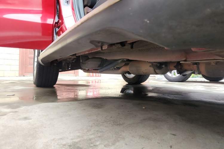 Used Haval H2 2014 1.5T Manual Two-Wheel Drive Elite Edition Right Side Sill