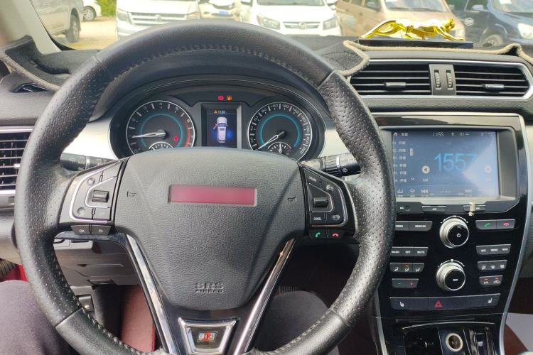 Used Haval H2 2014 1.5T Manual Two-Wheel Drive Elite Edition Steering Wheel