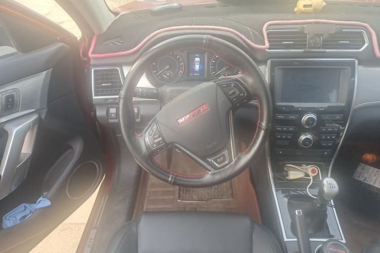 Used Haval H2 2014 1.5T Manual Two-Wheel Drive Elite Edition Steering Wheel