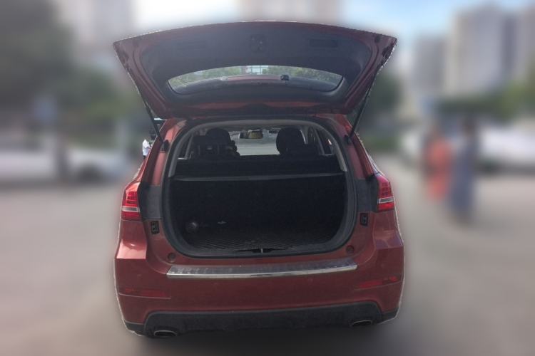 Used Haval H2 2014 1.5T Manual Two-Wheel Drive Elite Edition Trunk