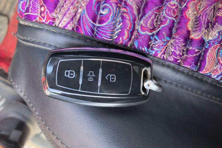 Used Haval H2 2014 1.5T Manual Two-Wheel Drive Prestige Edition Vehicle Key