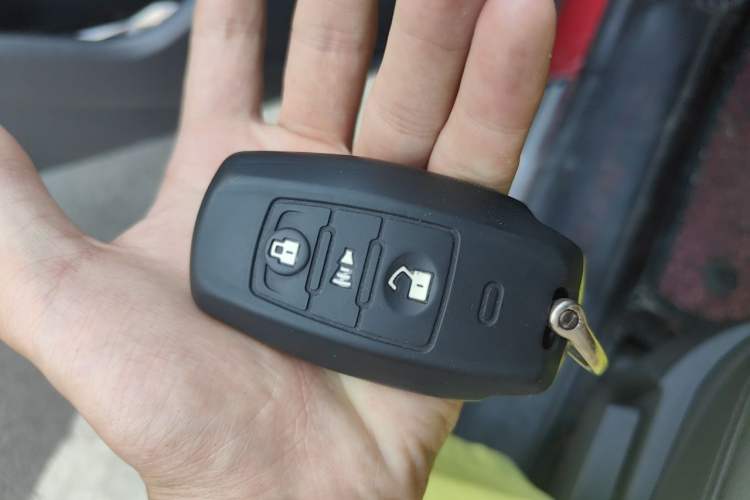 Used Haval H2 2014 1.5T Manual Two-Wheel Drive Elite Edition Vehicle Key