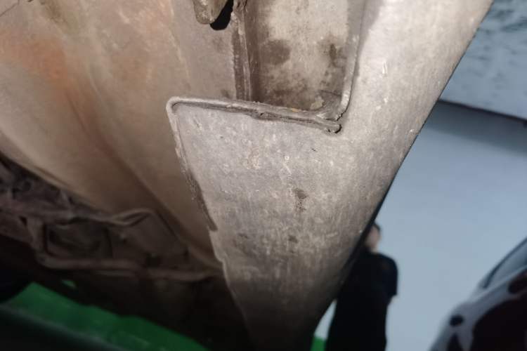 Used Haval H2 2014 1.5T Manual Two-Wheel Drive Elite Edition Chassis Front Left