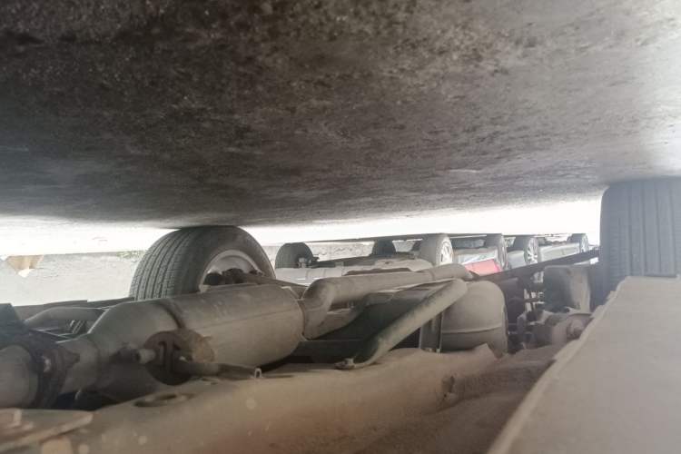 Used Haval H2 2014 1.5T Manual Two-Wheel Drive Prestige Edition Chassis Front Right