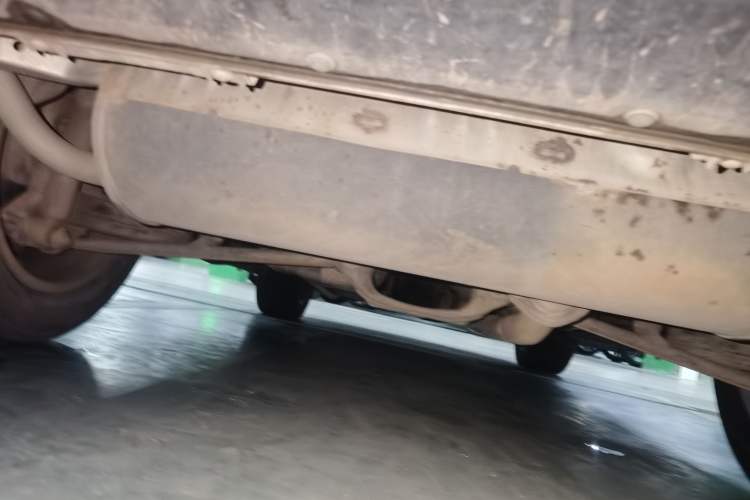 Used Haval H2 2014 1.5T Manual Two-Wheel Drive Elite Edition Chassis Rear