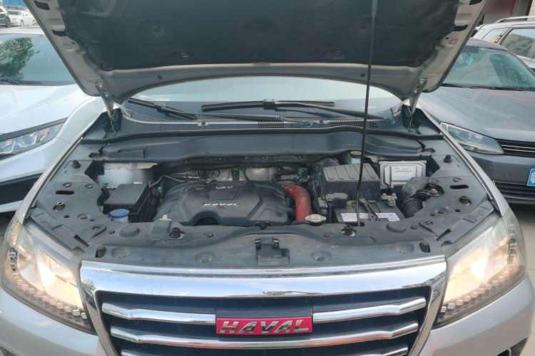 Used Haval H2 2014 1.5T Manual Two-Wheel Drive Elite Edition Engine Bay