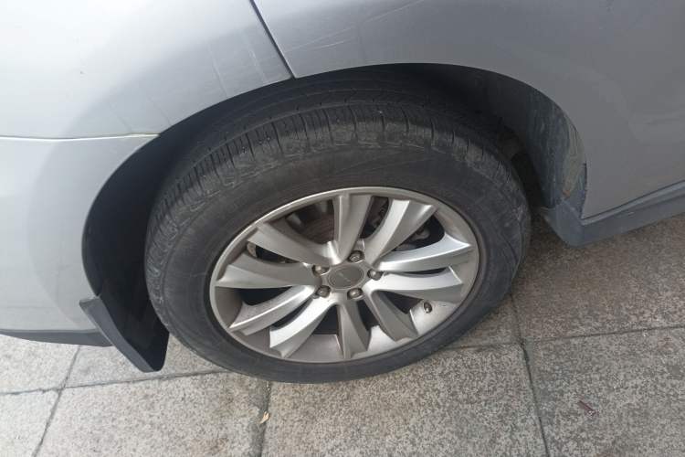 Used Haval H2 2014 1.5T Manual Two-Wheel Drive Elite Edition Exterior 5