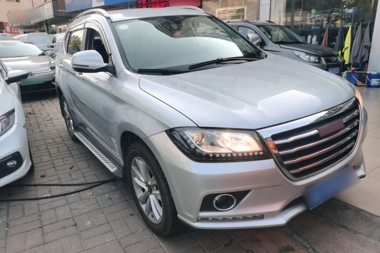 Used Haval H2 2014 1.5T Manual Two-Wheel Drive Elite Edition Front Right 45 Deg