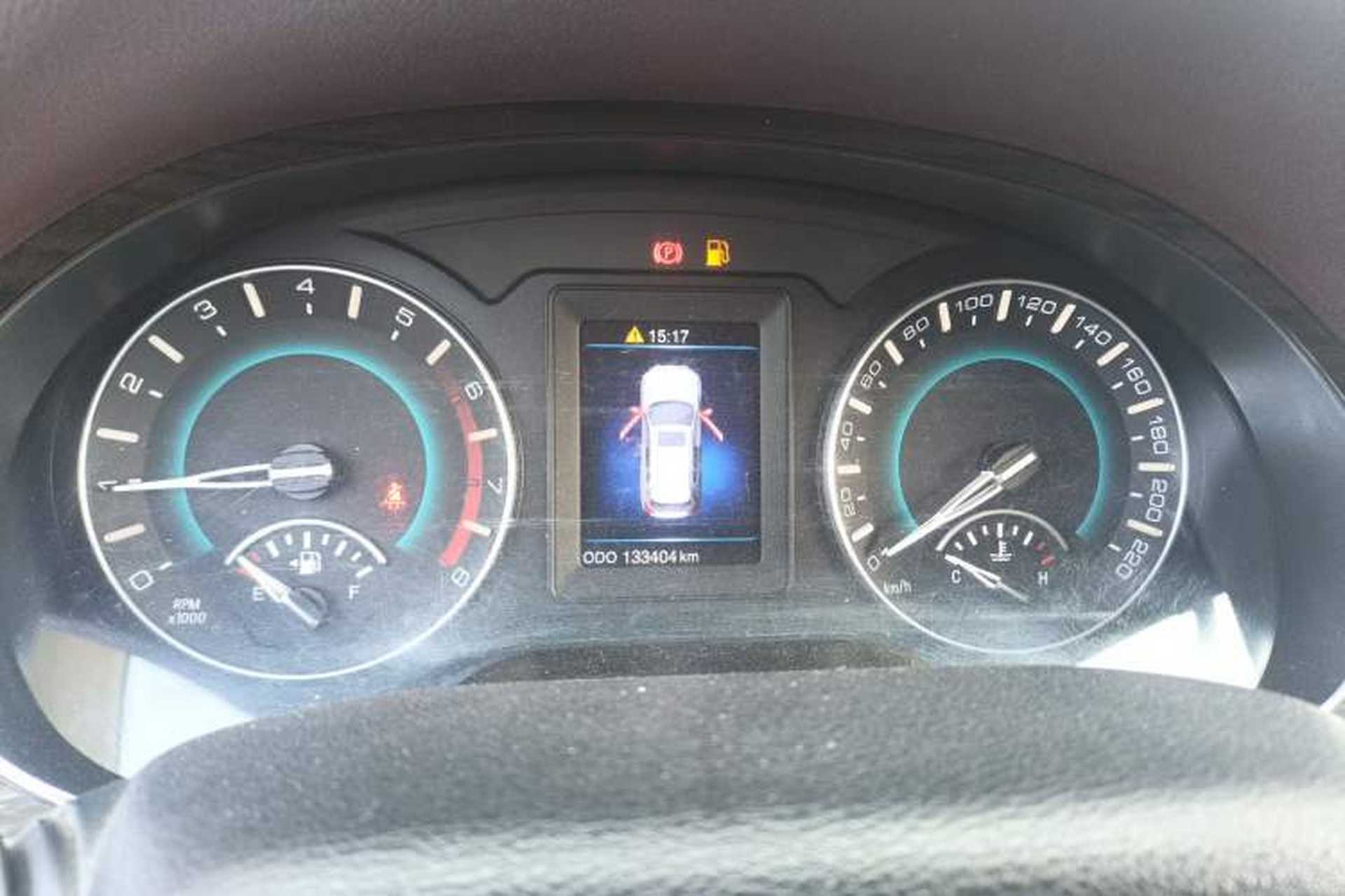Used Haval H2 2014 1.5T Manual Two-Wheel Drive Elite Edition Instrument Cluster